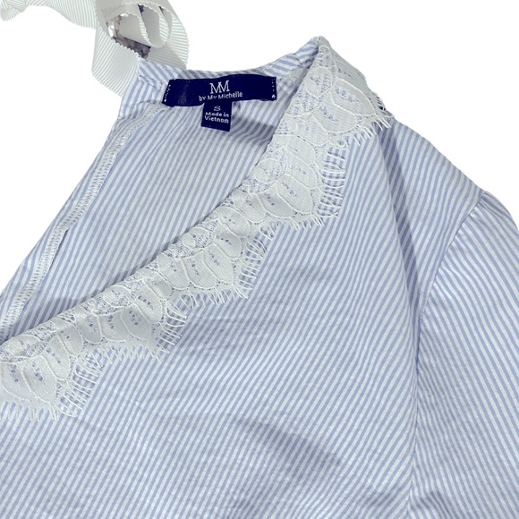 MM by Me Michelle Lace Collar V-neck Low Back Bell Sleeve Women’s Blouse - Picture 5 of 6